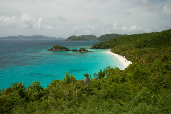 Trunk Bay Overlook - this is one of the Top 10 Beaches in the world.  We never went, but will definitely try it out next time.